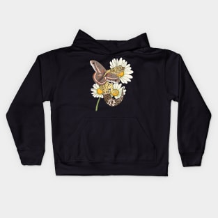 Fairy Leopard Gecko with Cecropia Moth Wings and Daisies Kids Hoodie